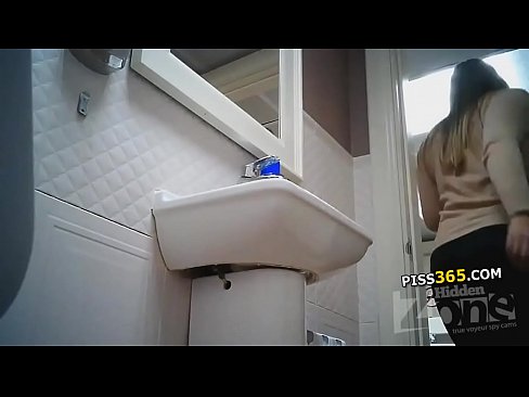 Pissing wc cam